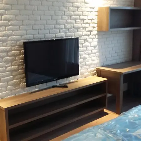 24/1 Henuez'ka Street Апартаменты